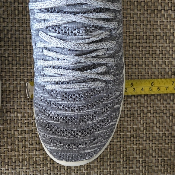 APL Techloom Wave in Smoke and Ivory - Picture 7 of 10